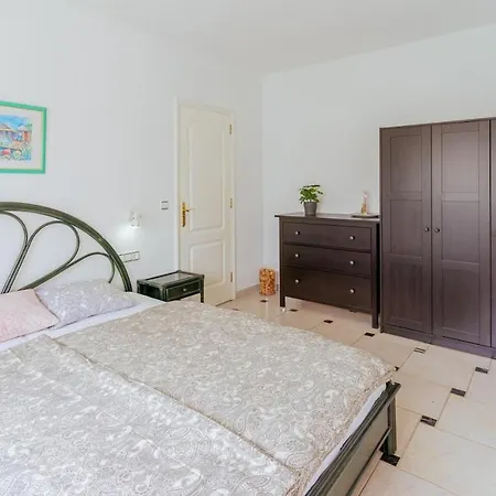 Вілла Tenerife Golf Adeje Адехе